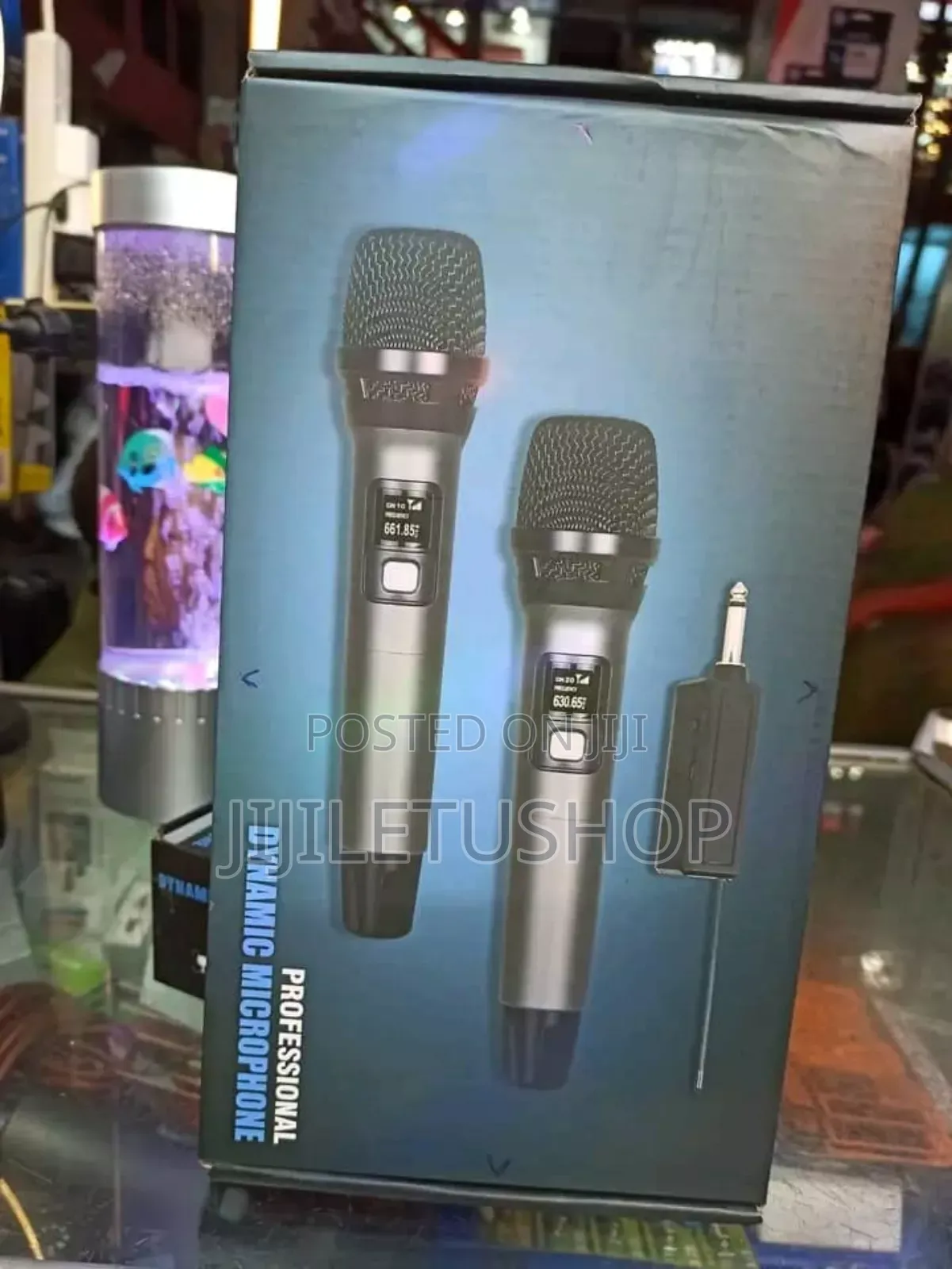 Professional Dynamic Microphone Set.