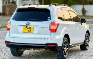 Subaru Forester 2013 Pearl