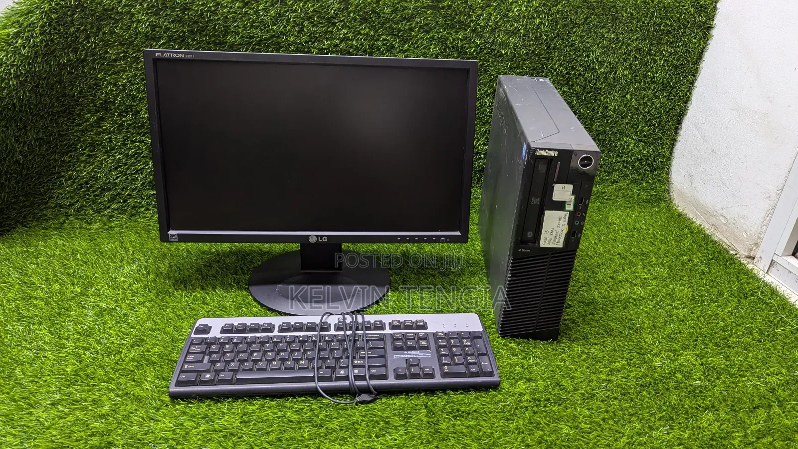 Desktop Computer Lenovo 4GB Intel Core I3 HDD 500GB