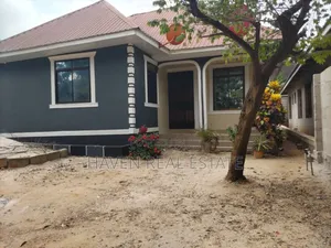 3bdrm House in Goba for sale
