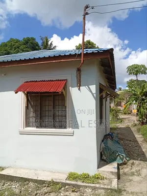 3bdrm House in Goba for sale