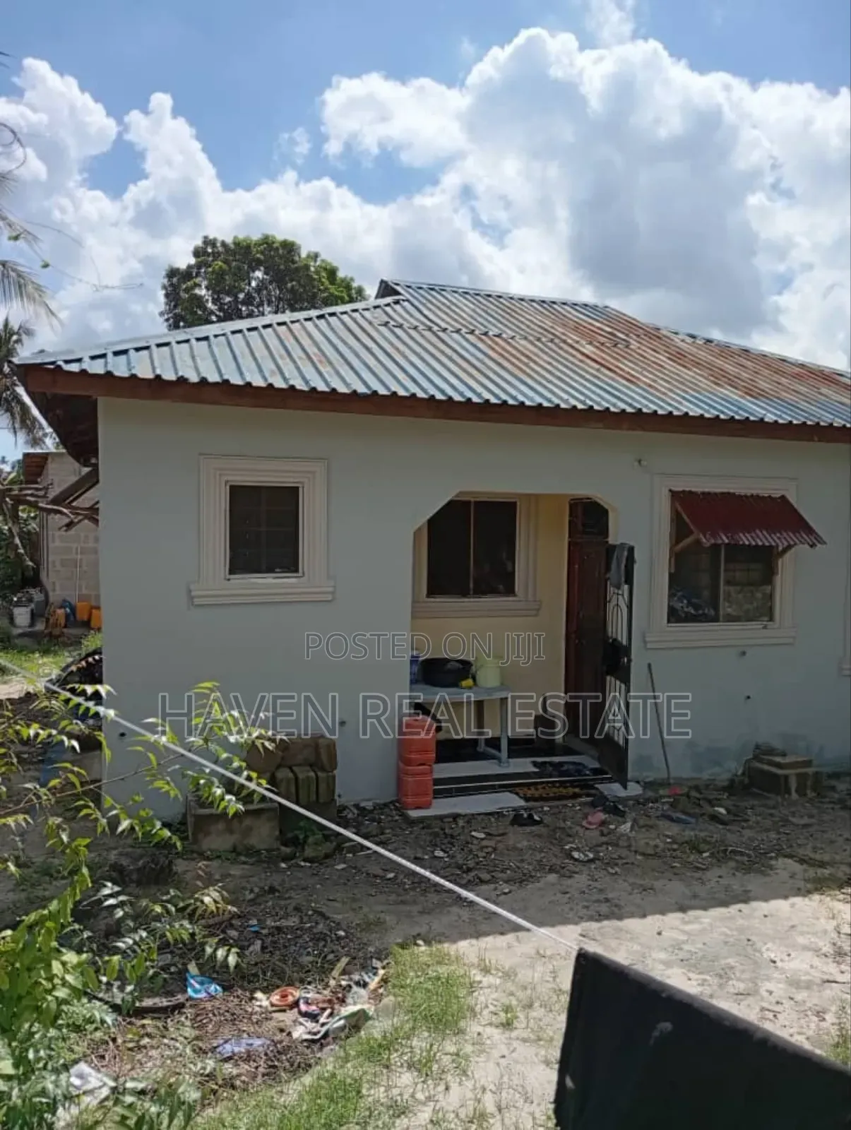 3bdrm House in Goba for sale