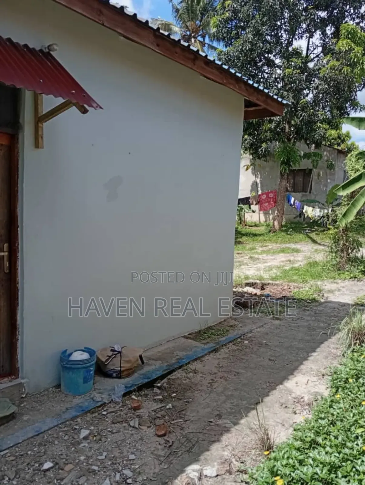 3bdrm House in Goba for sale