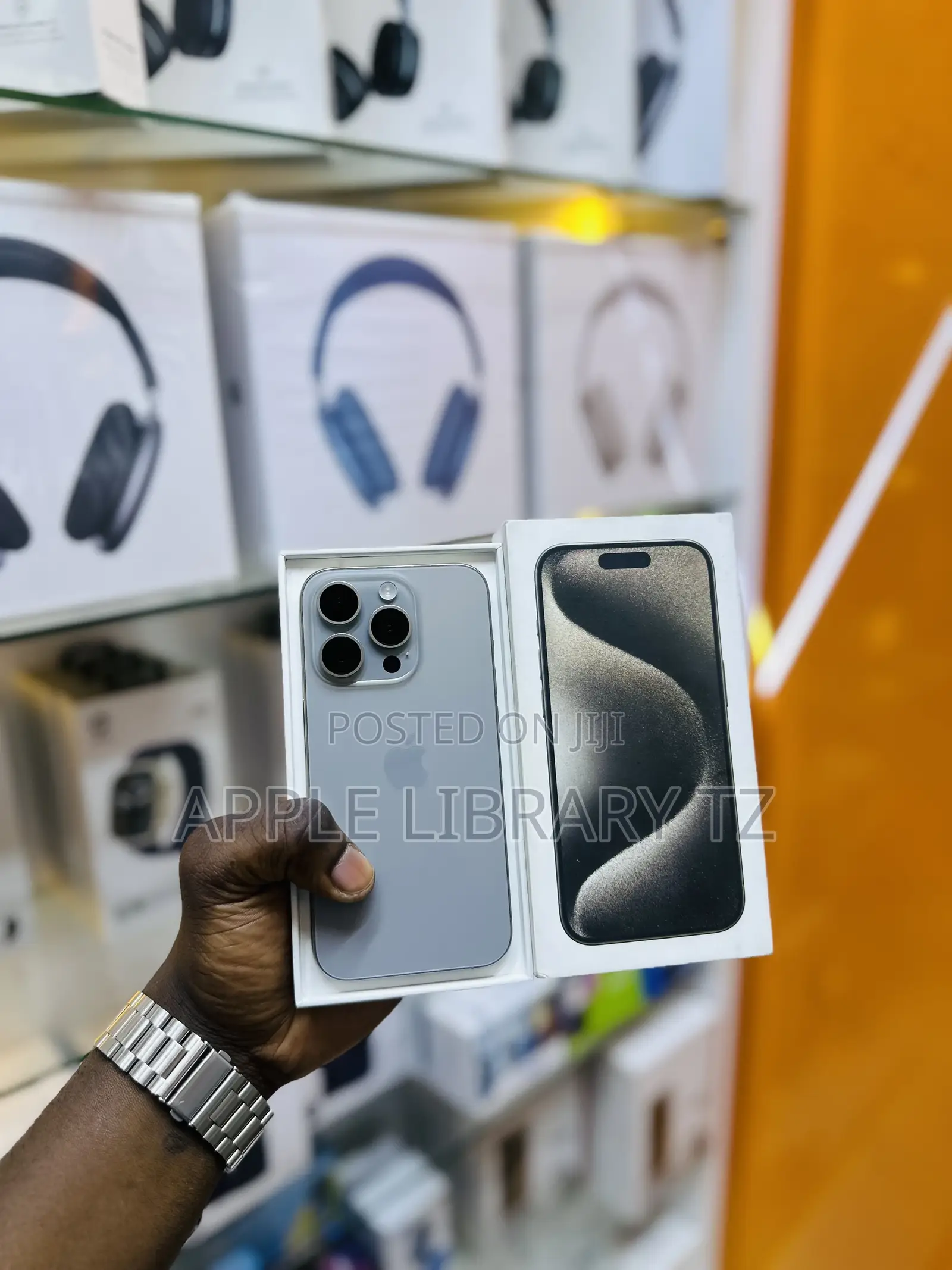New Apple iPhone 15 Pro 256 GB Silver