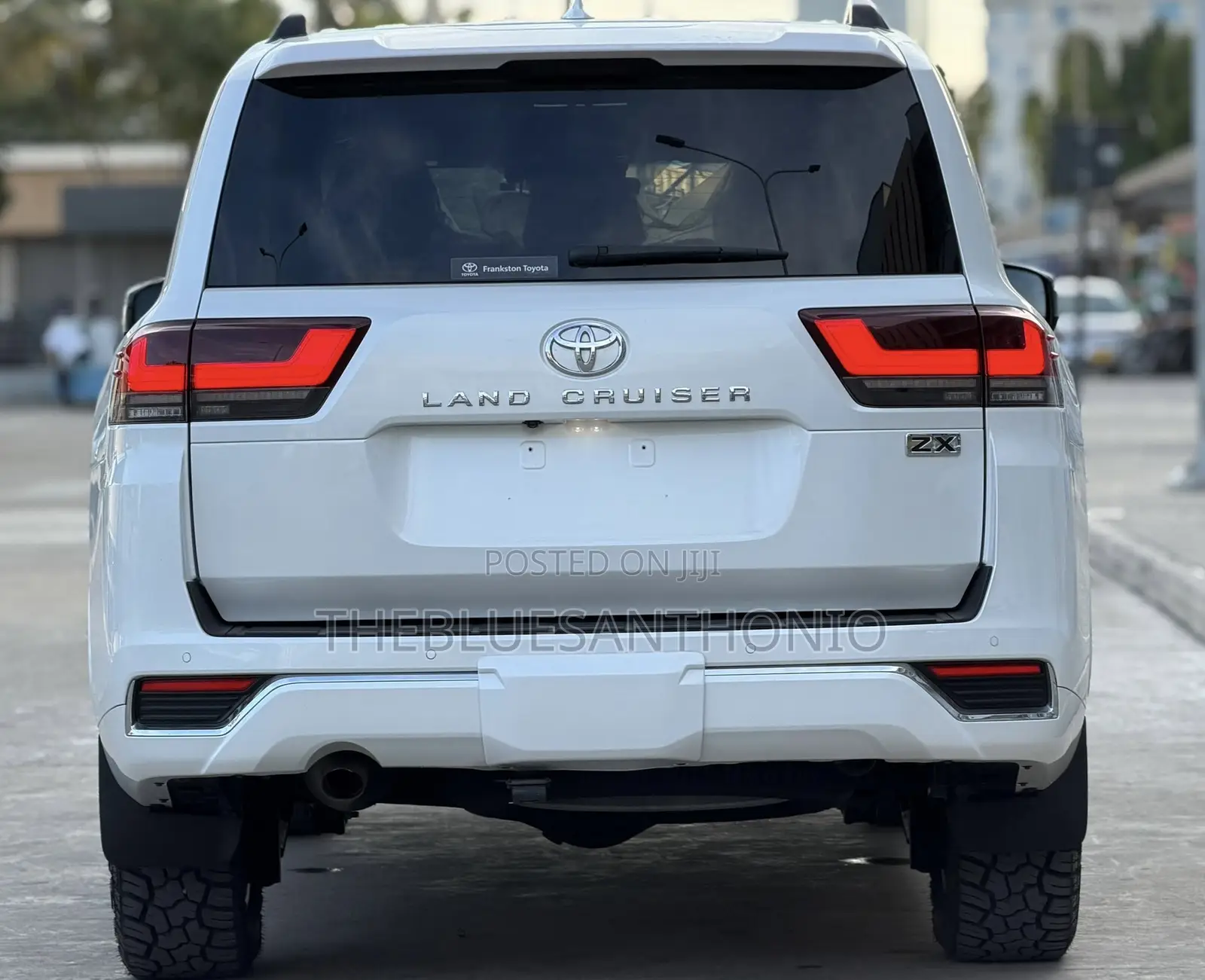 Toyota Land Cruiser 2024 White