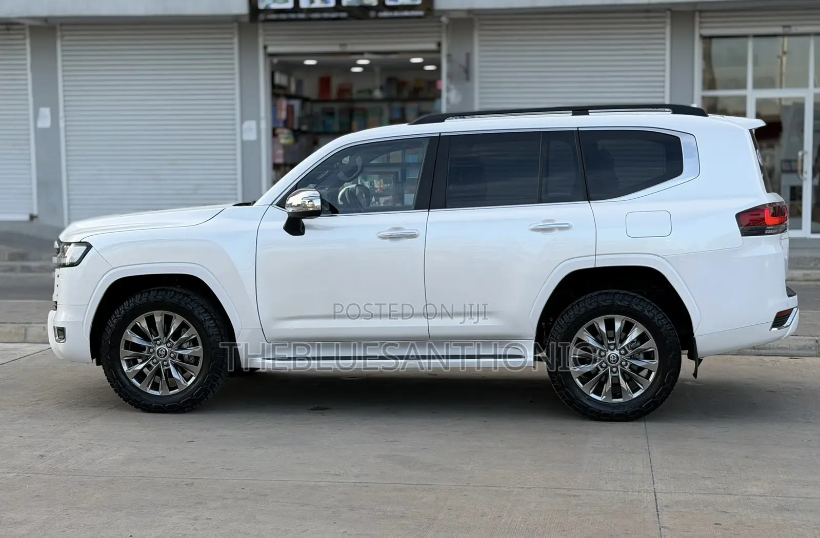 Toyota Land Cruiser 2024 White