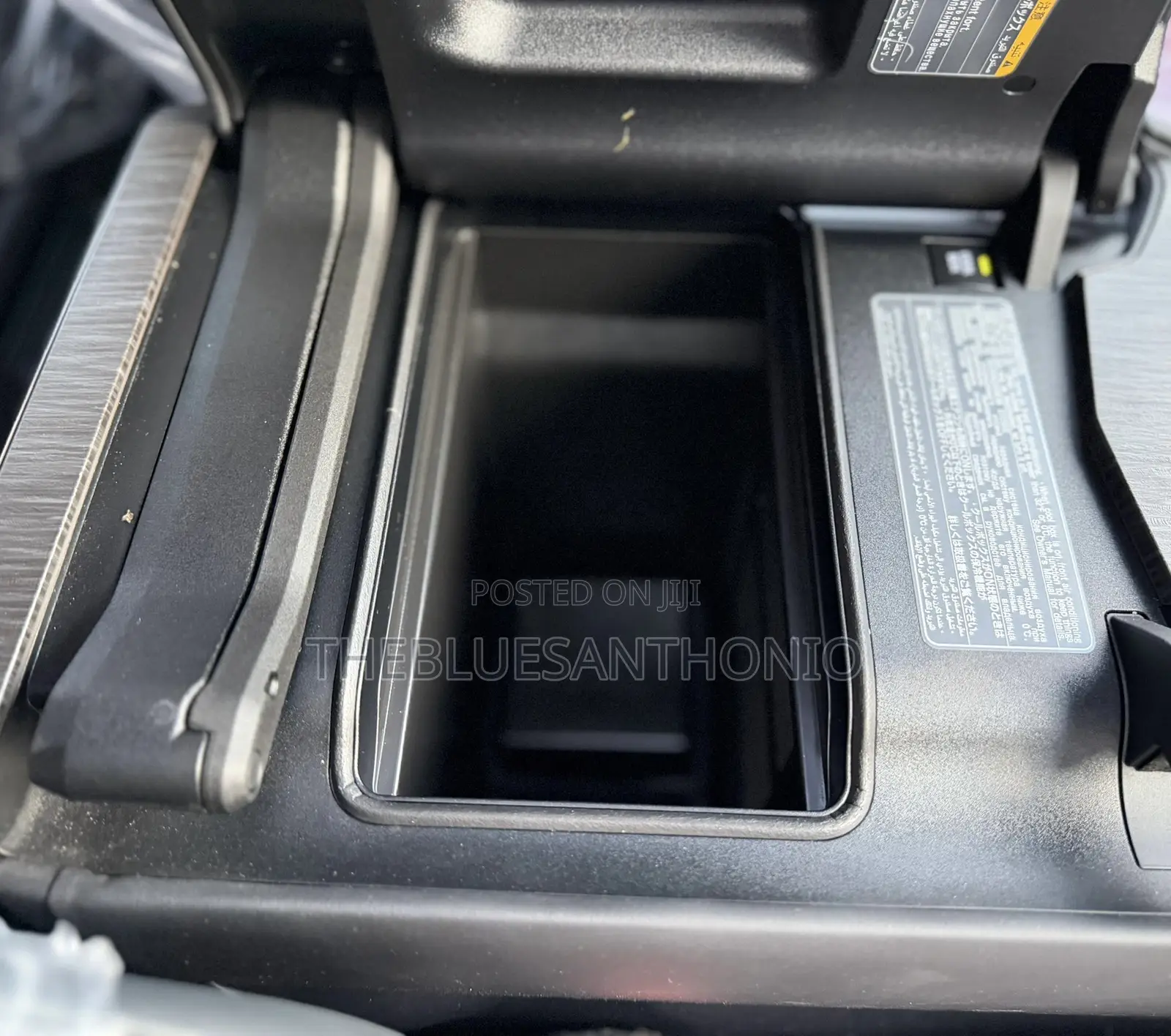 Toyota Land Cruiser 2024 White