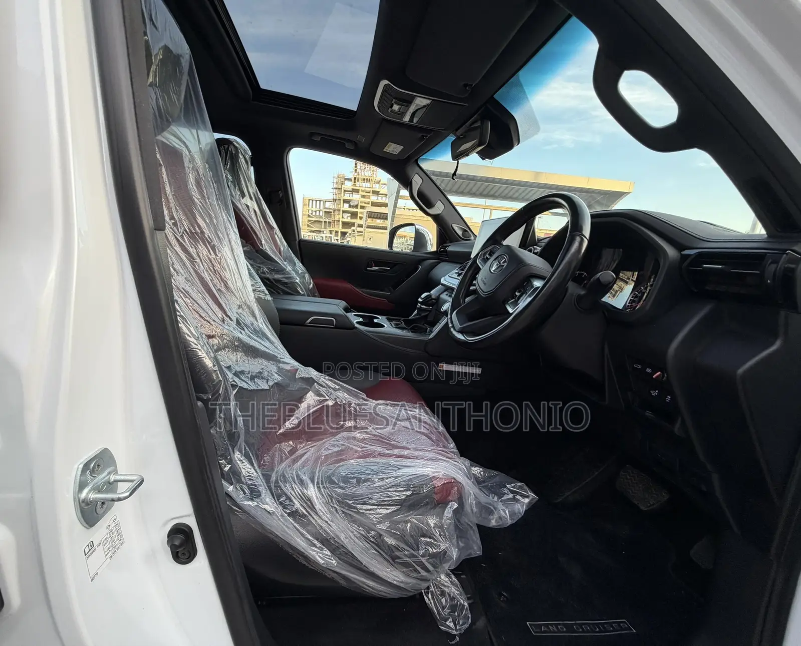 Toyota Land Cruiser 2024 White