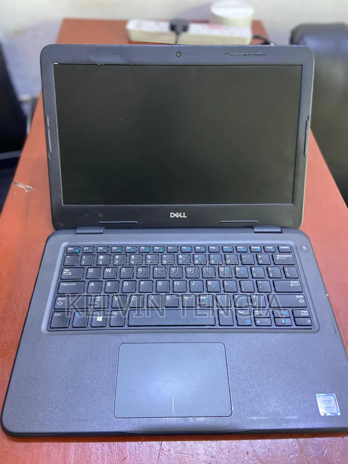 Laptop Dell Vostro 3300 8GB Intel Core I3 SSD 128GB