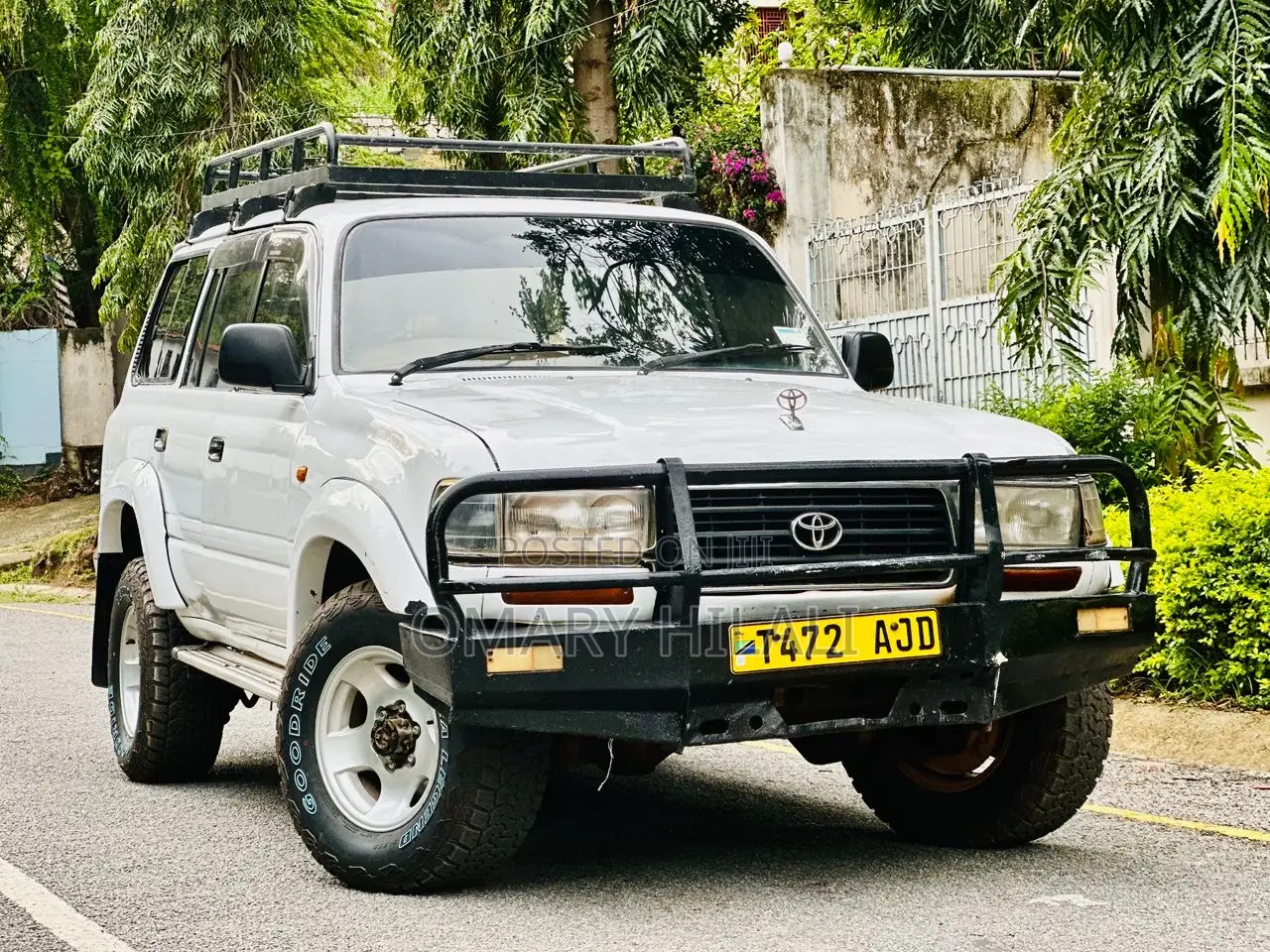 Toyota Land Cruiser 1992 White