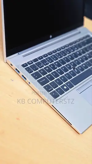 Laptop HP EliteBook 845 G7 16GB AMD Ryzen 5 SSD 256GB