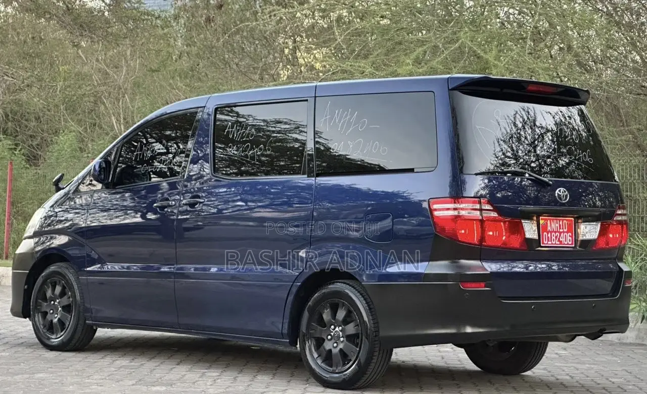 Toyota Alphard 2.4 Petrol FWD 2007 Blue