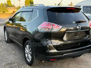 Nissan X-Trail 2016 Gray