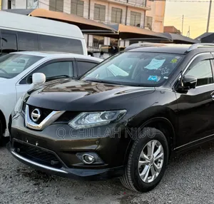 Nissan X-Trail 2016 Gray