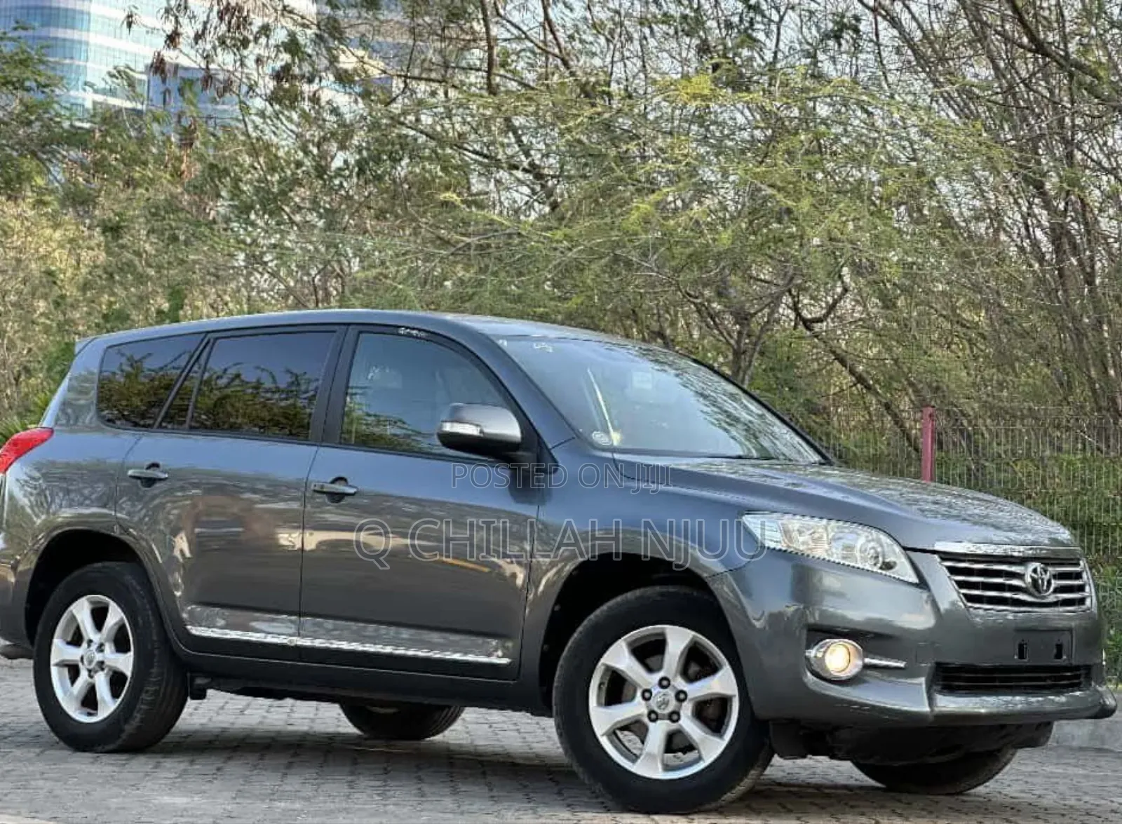 Toyota Vanguard 2010 Gray