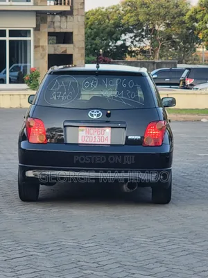 Toyota IST 2005 Black