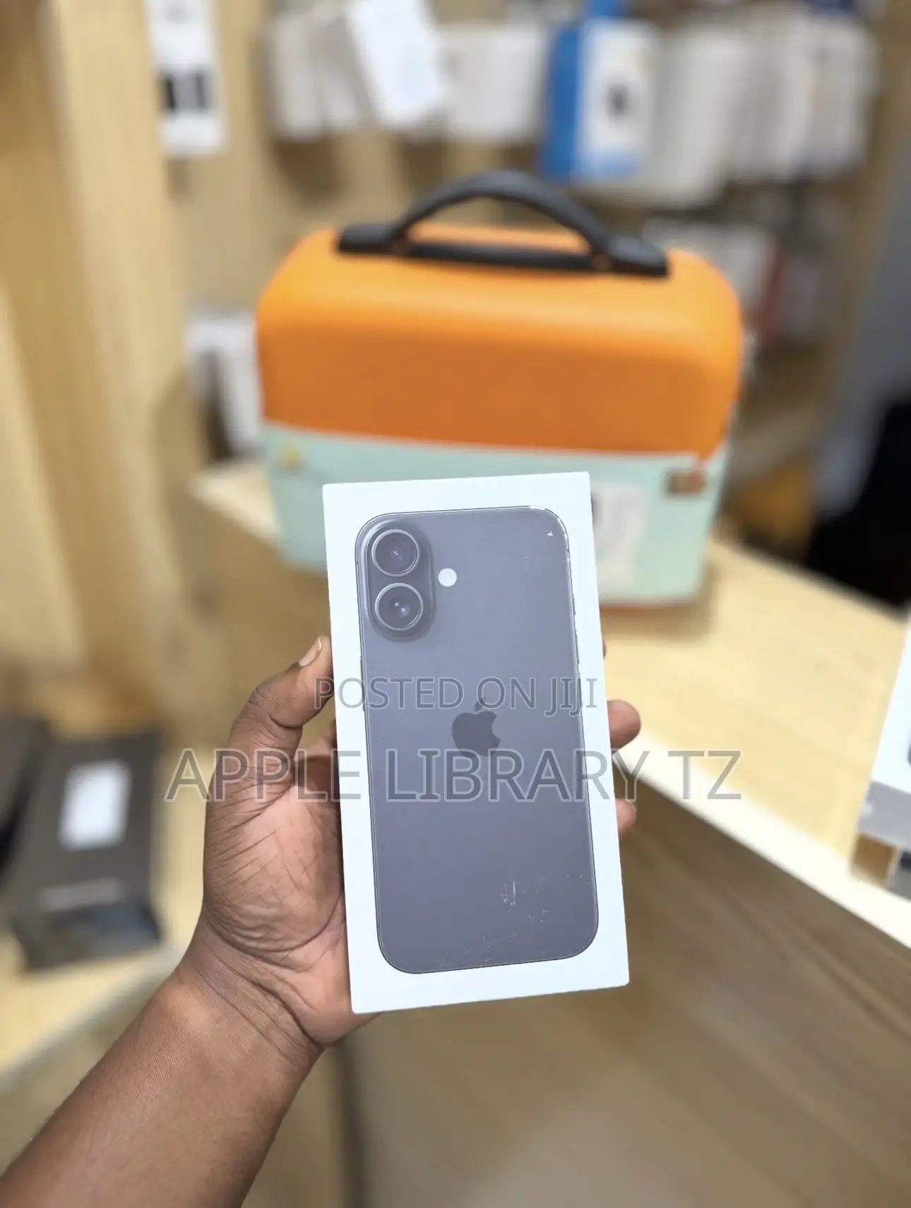 New Apple iPhone 17 256 GB Black