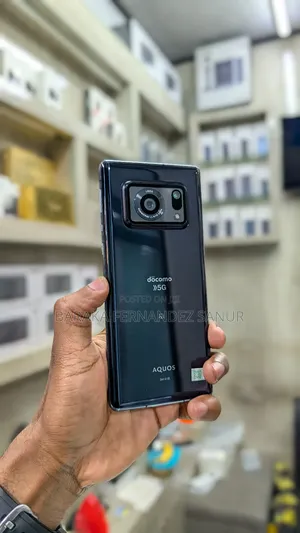 Sharp Aquos R6 128 GB Black