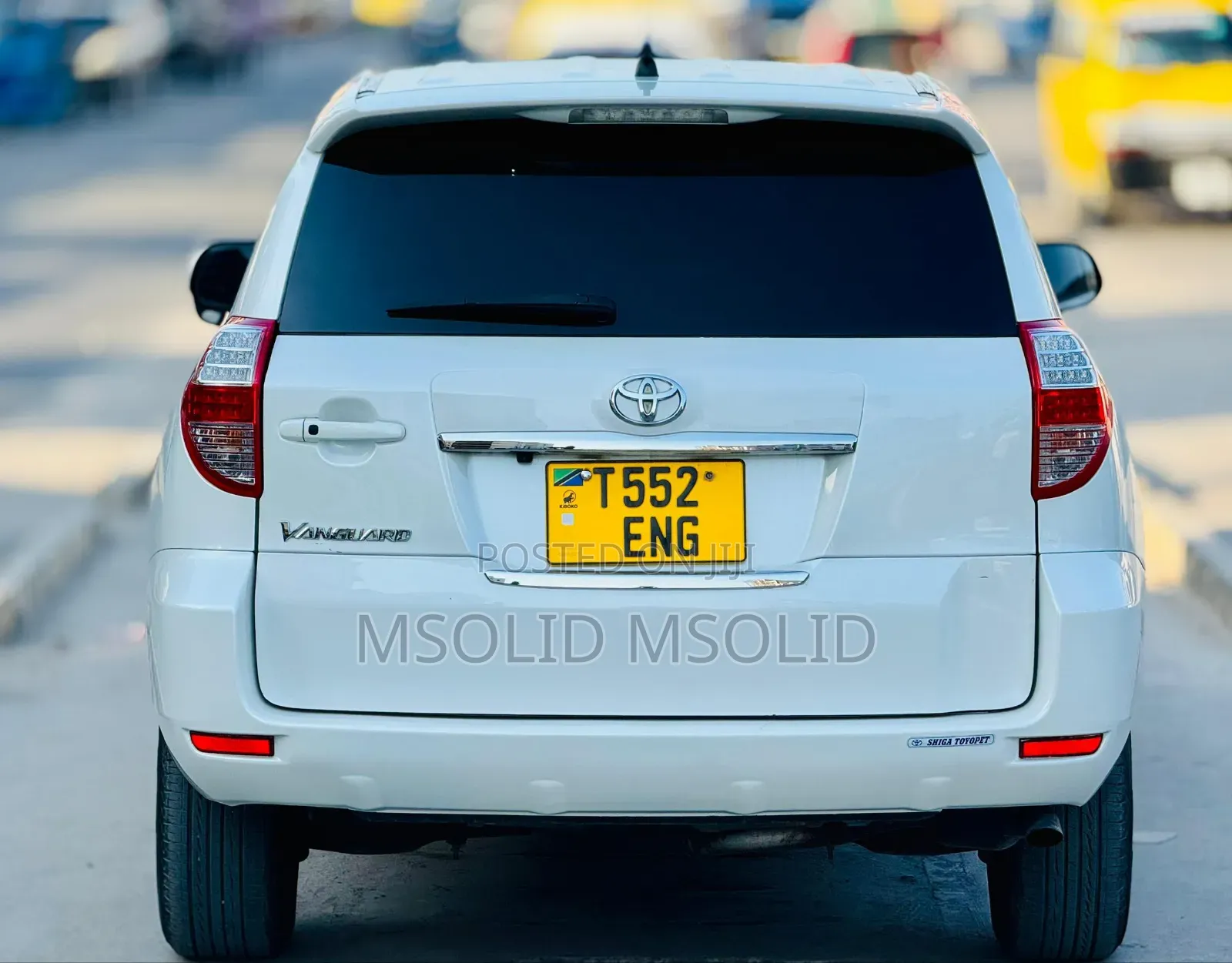 Toyota Vanguard 2009 White