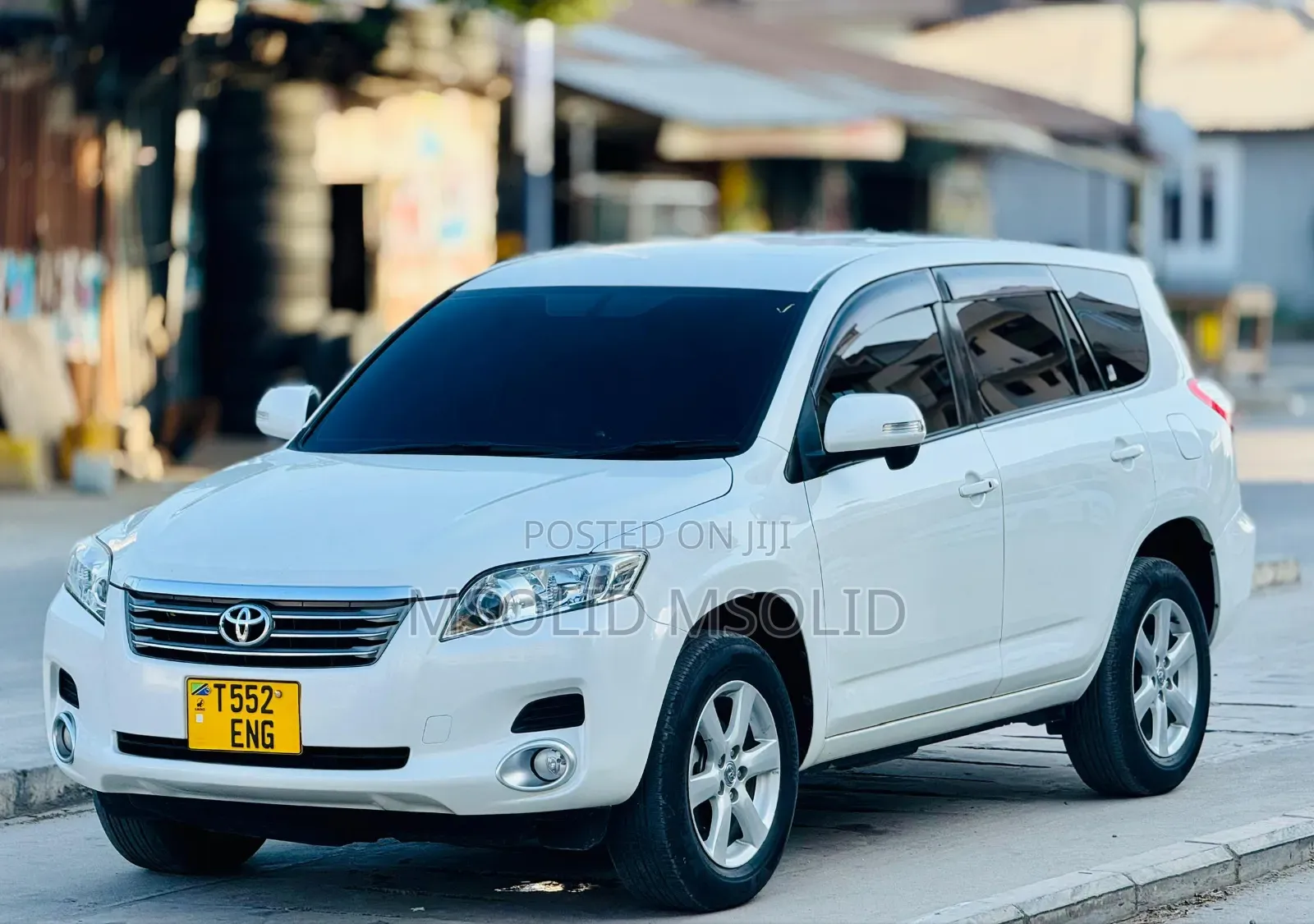 Toyota Vanguard 2009 White