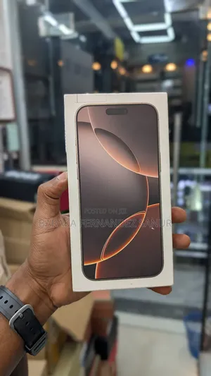 New Apple iPhone 16 Pro Max 256 GB Gold