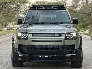 Land Rover Defender 2022 Green