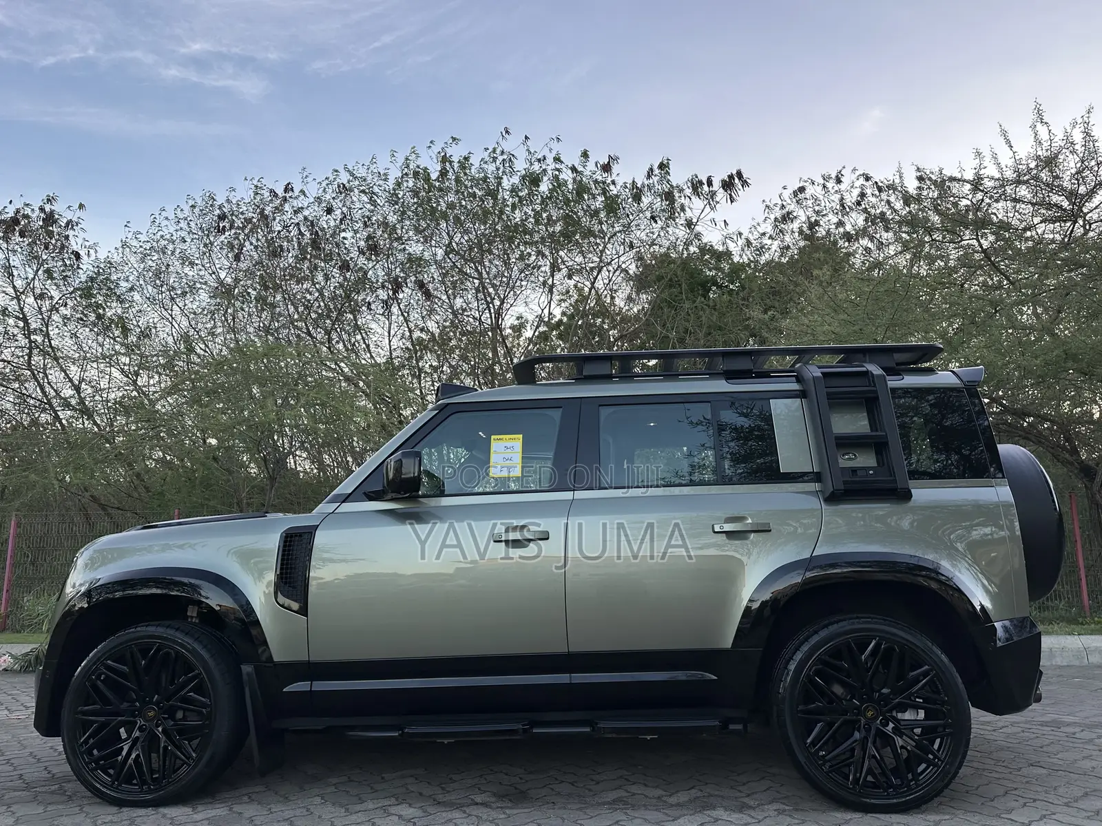 Land Rover Defender 2022 Green