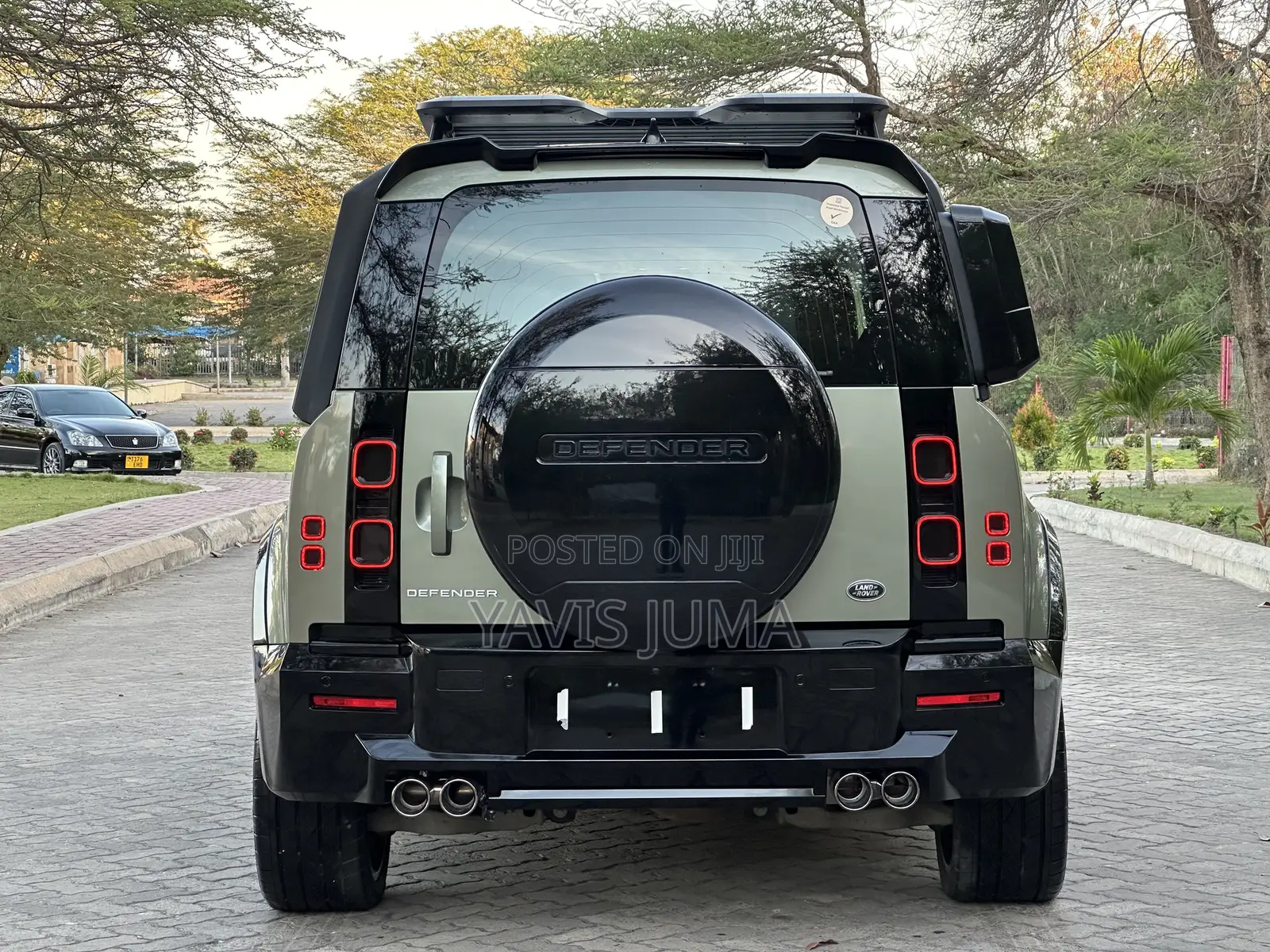 Land Rover Defender 2022 Green
