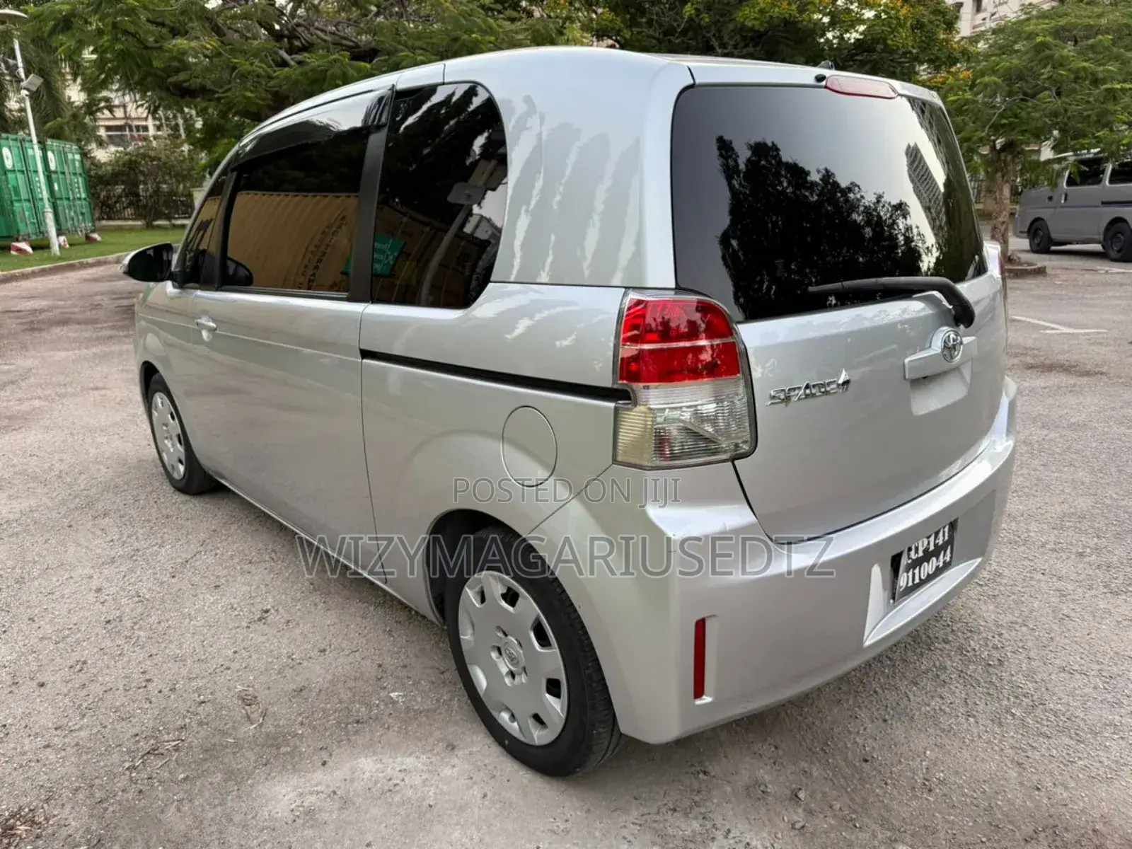 Toyota Spade 2014 Teal