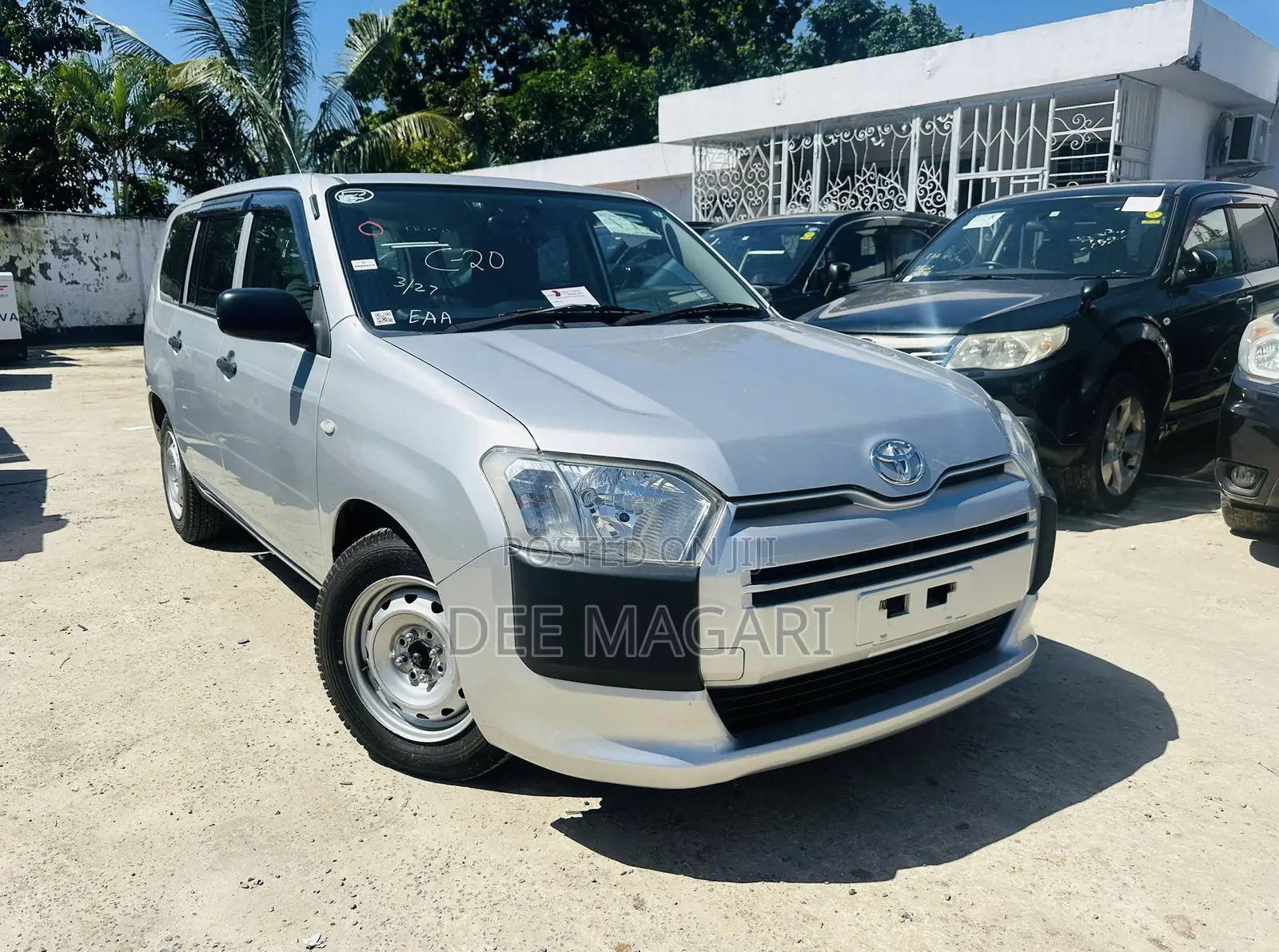 Toyota Succeed 2015 Silver