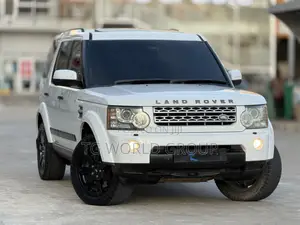Land Rover Discovery 2011 White