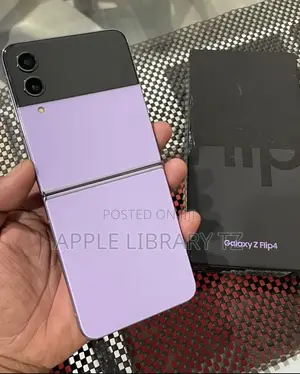 New Samsung Galaxy Z Flip4 512 GB Purple