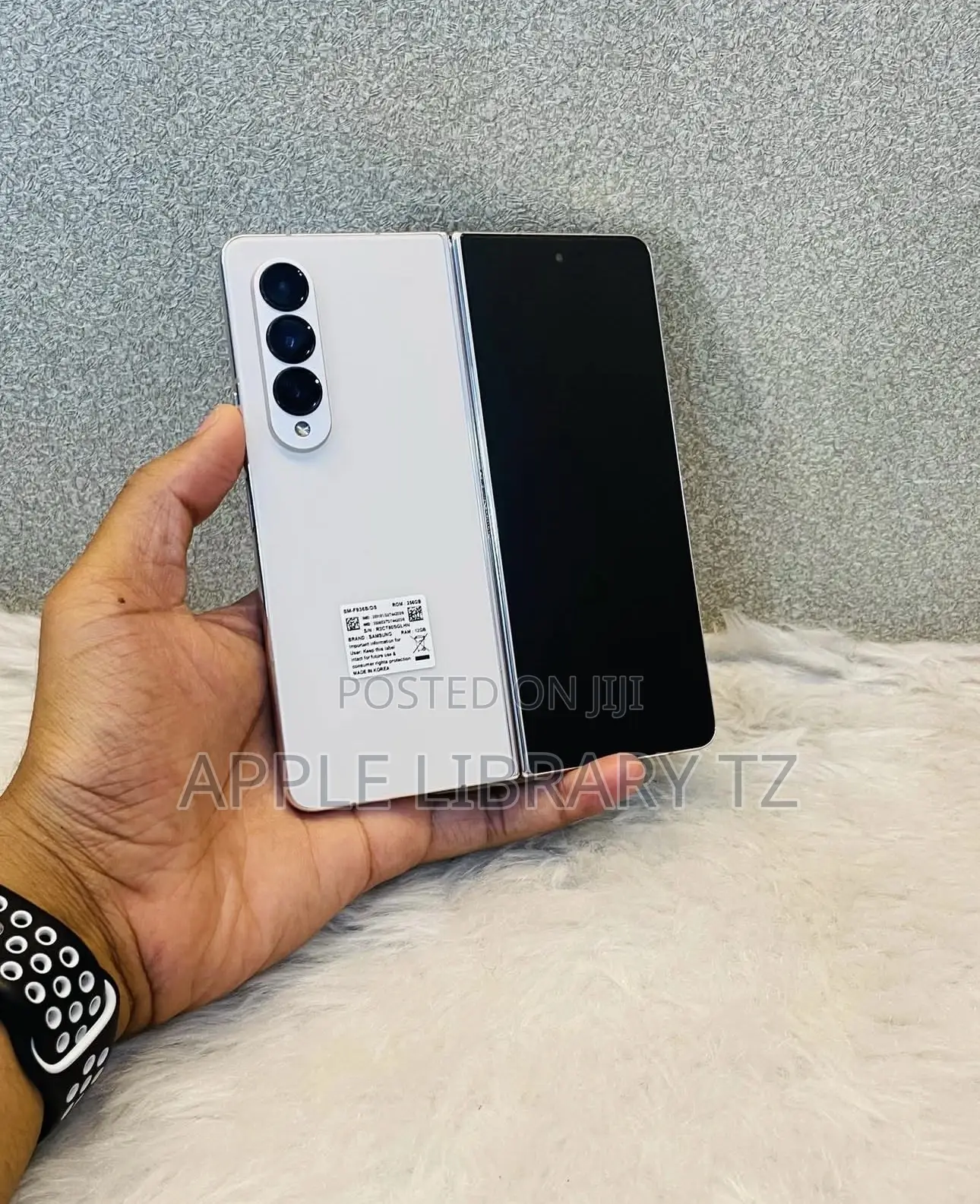 New Samsung Galaxy Z Fold4 512 GB White