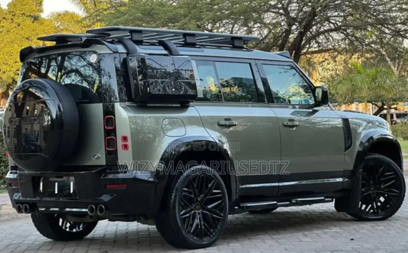 Land Rover Defender 2023 Teal
