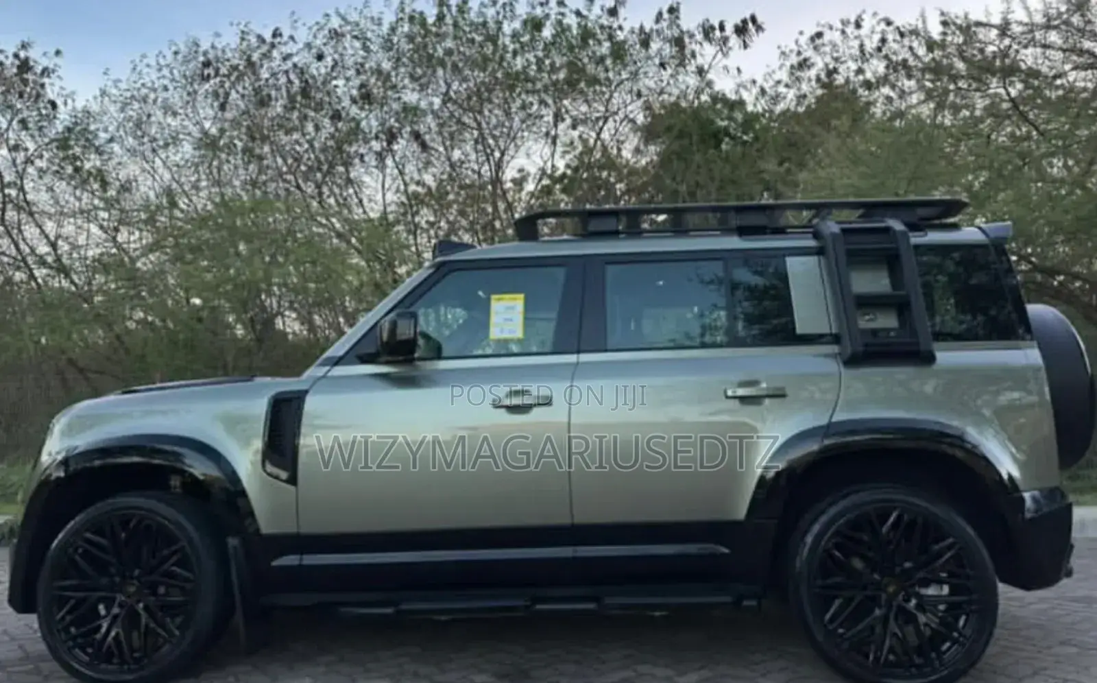 Land Rover Defender 2023 Teal