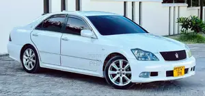Toyota Crown 2006 Pearl