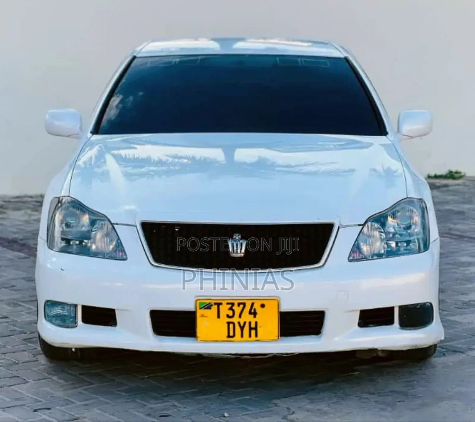 Toyota Crown 2006 Pearl