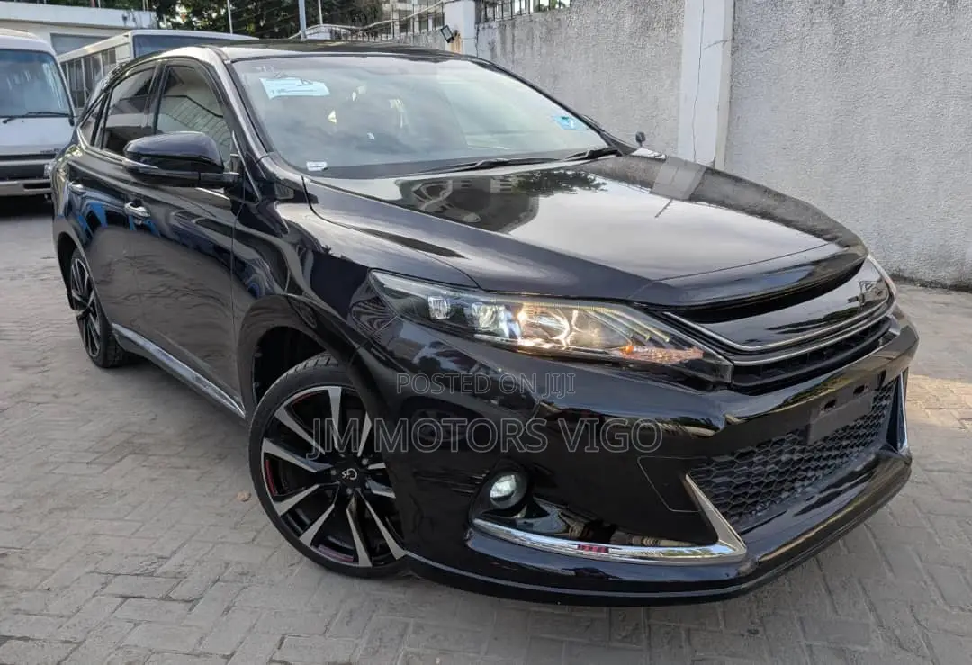 Toyota Harrier 2017 Black