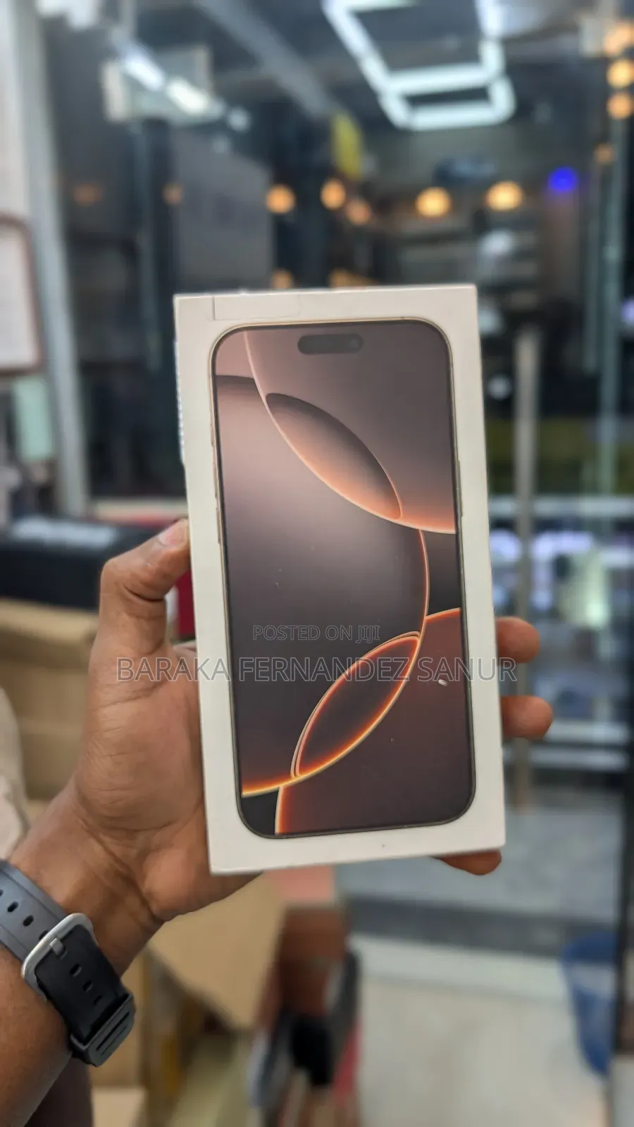 New Apple iPhone 16 Pro Max 256 GB Gold