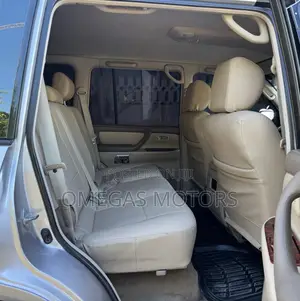 Toyota Land Cruiser 2000 Silver