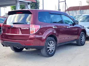 Subaru Forester 2010 Maroon