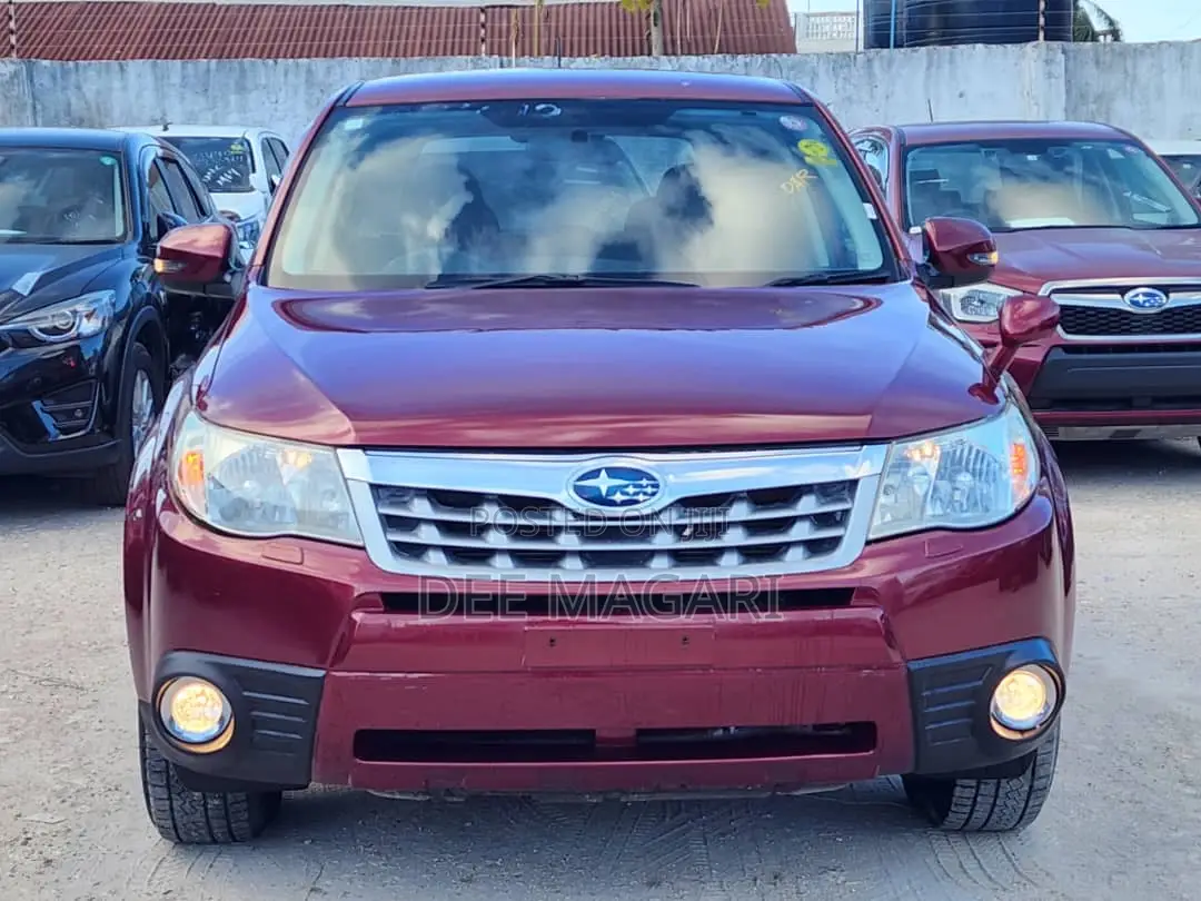 Subaru Forester 2010 Maroon