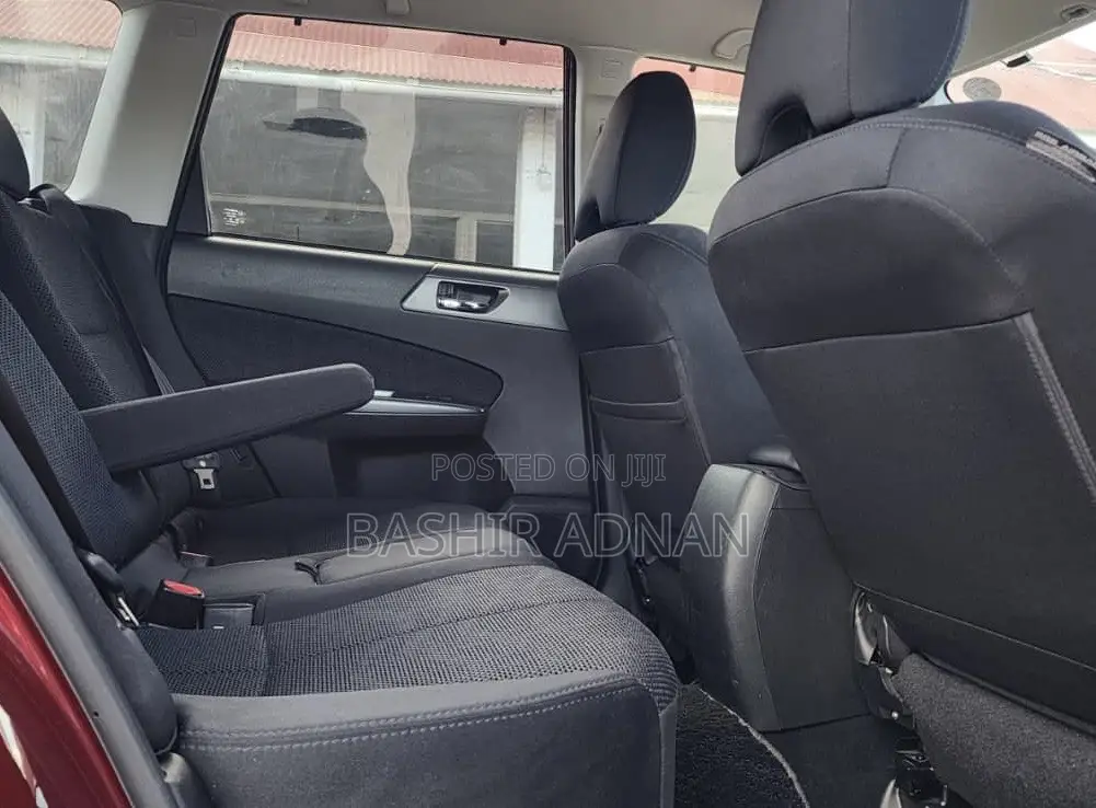Subaru Forester 2010 Maroon