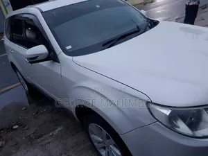 Subaru Forester 2009 White