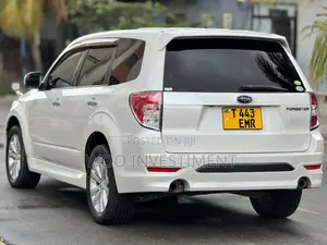 Subaru Forester 2011 White