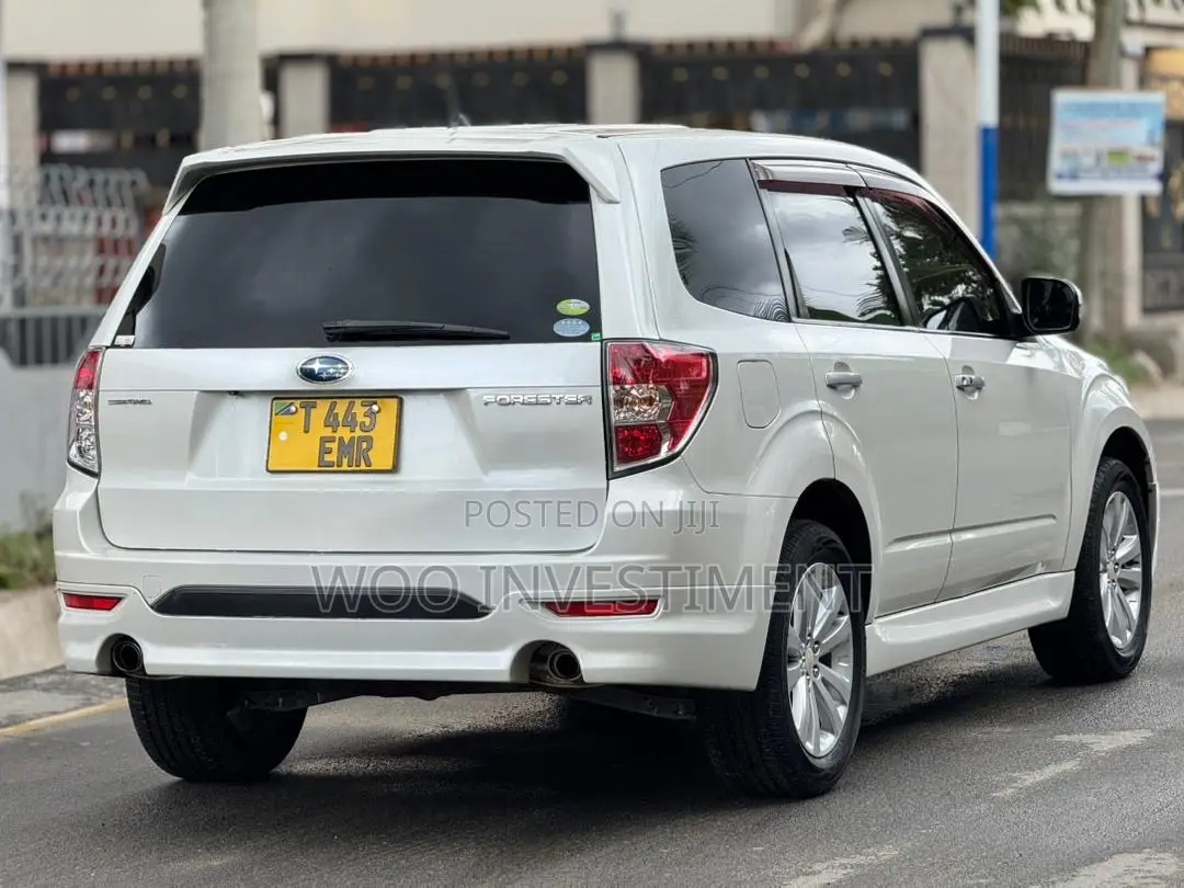 Subaru Forester 2011 White