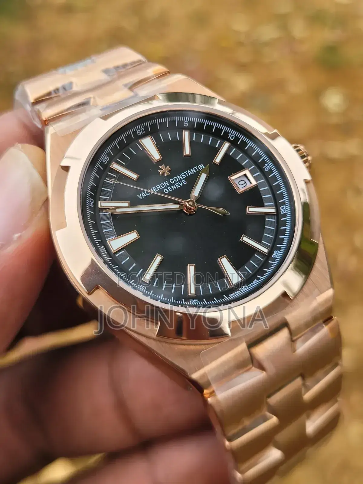 Vacheron Constantin Overseas Self-Winding Watch Rose Gold a Black Dial