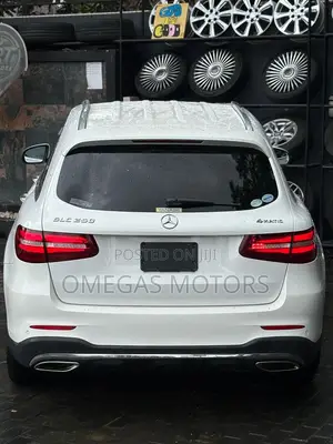 Mercedes-Benz GLC-Class 2016 White