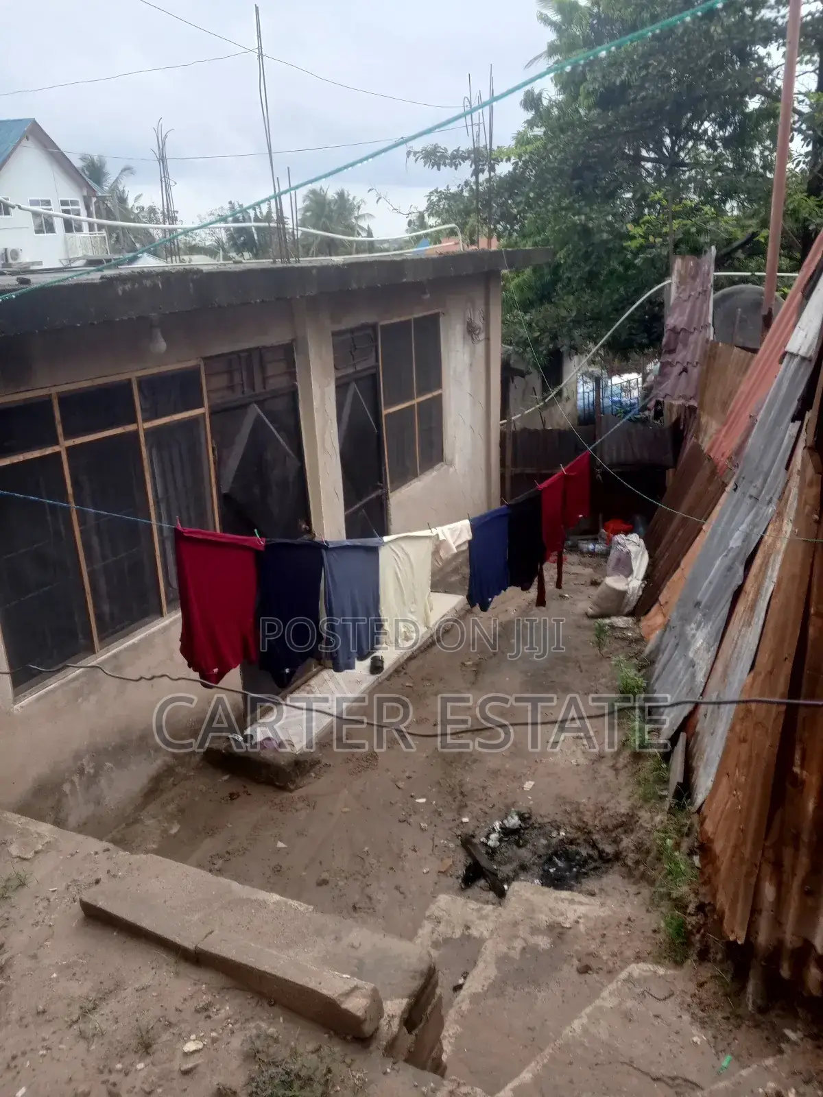 5bdrm Apartment in Carter Estate, Kinondoni for sale