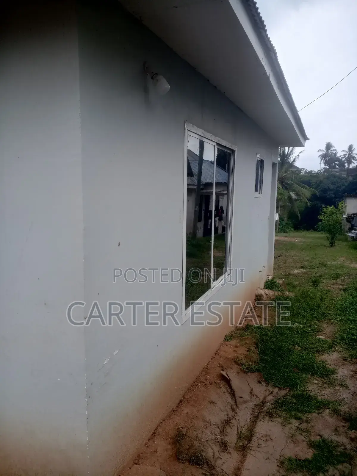 3bdrm Apartment in Carter Estate, Kinondoni for sale